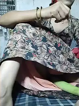 Snapshot of Anushka_Ji chatting on 05-17-26, 07:28 Anushka Ji online show from 05-17-26, 07:28