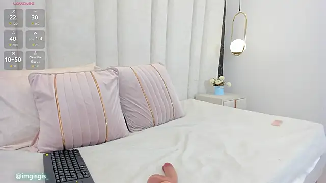 im giselle  online show from 04-22-26, 05:43