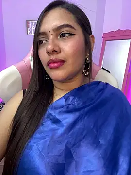 krishaa  online show from 03-25-26, 04:35