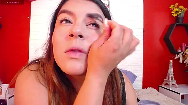 Snapshot of _poison_sweet chatting on 12-04-25, 07:00 poison sweet online show from 12-04-25, 07:00