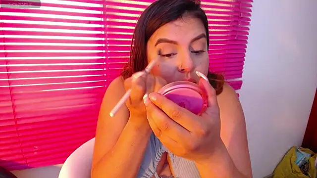 Snapshot of _poison_sweet chatting on 01-09-26, 05:15 poison sweet online show from 01-09-26, 05:15