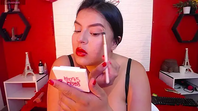 Snapshot of _poison_sweet chatting on 02-11-26, 06:13 poison sweet online show from 02-11-26, 06:13