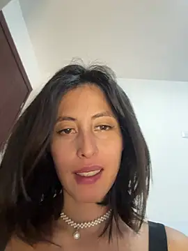 Anahi cake online show from 04-28-26, 11:10