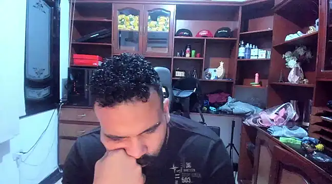 Snapshot of Drako_Argentii chatting on 12-12-24, 03:54 Drako Argentii online show from 12-12-24, 03:54