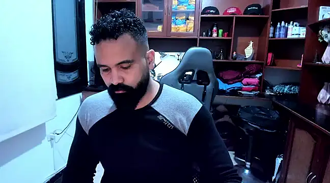 Snapshot of Drako_Argentii chatting on 12-30-24, 11:17 Drako Argentii online show from 12-30-24, 11:17