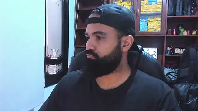 Snapshot of Drako_Argentii chatting on 02-28-25, 01:47 Drako Argentii online show from 02-28-25, 01:47