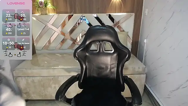 victoria castillo b online show from 11-16-25, 03:23