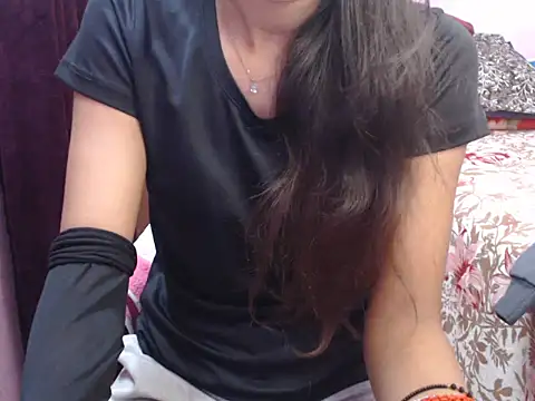 Snapshot of Angel_kiyara chatting on 12-19-25, 07:21 Angel kiyara online show from 12-19-25, 07:21