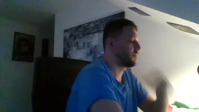 Snapshot of BennyLommy chatting on 02-12-25, 04:33 BennyLommy online show from 02-12-25, 04:33