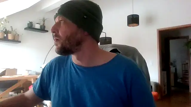 Snapshot of BennyLommy chatting on 02-10-26, 12:53 BennyLommy online show from 02-10-26, 12:53