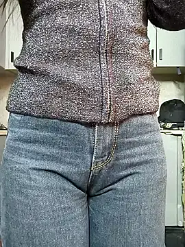 Snapshot of Sarita_7 chatting on 01-11-25, 04:16 Sarita 7 online show from 01-11-25, 04:16