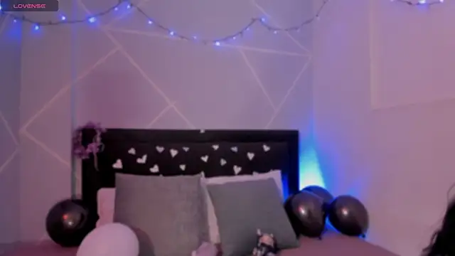 Alexa Espinoza online show from 06-30-26, 12:28