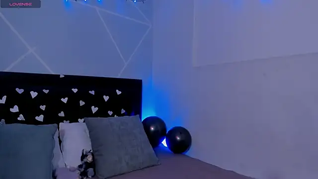 Alexa Espinoza online show from 07-01-26, 12:40