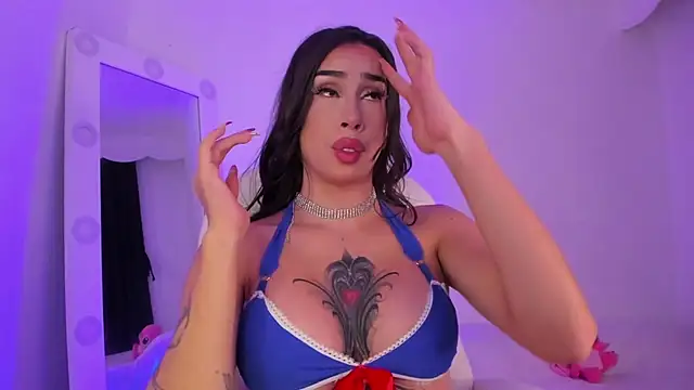 JulietaBomGV online show from 02-14-25, 08:21