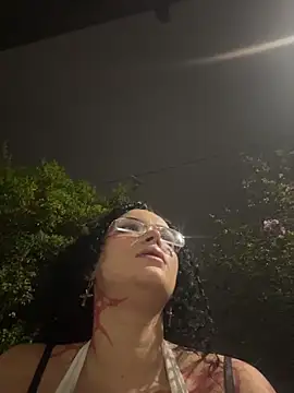 Snapshot of Electra_doll_ chatting on 11-29-25, 01:41 Electra doll online show from 11-29-25, 01:41