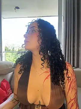 Snapshot of Electra_doll_ chatting on 01-07-26, 03:25 Electra doll online show from 01-07-26, 03:25