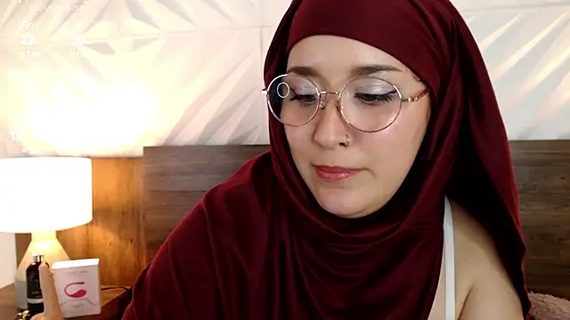 Snapshot of Dalila_bashar chatting on 02-04-25, 07:55 Dalila bashar online show from 02-04-25, 07:55