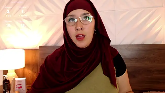 Snapshot of Dalila_bashar chatting on 02-11-25, 06:01 Dalila bashar online show from 02-11-25, 06:01