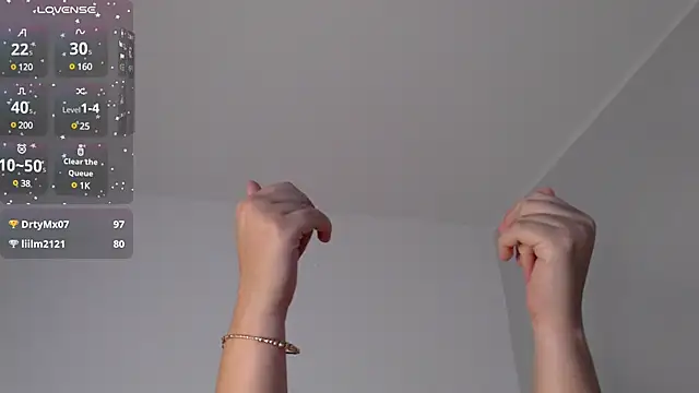 Snapshot of Dalila_bashar chatting on 03-19-25, 01:21 Dalila bashar online show from 03-19-25, 01:21