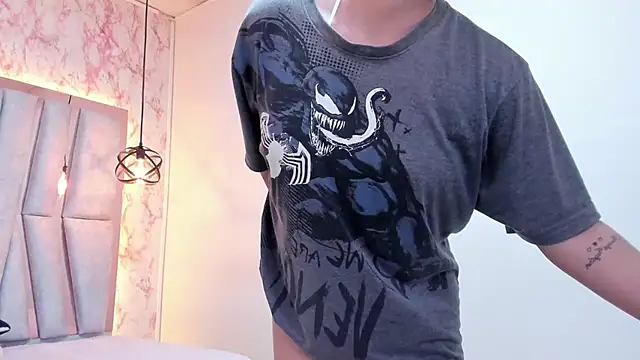 Snapshot of Emmapark_ chatting on 03-12-25, 09:45 Emmapark online show from 03-12-25, 09:45