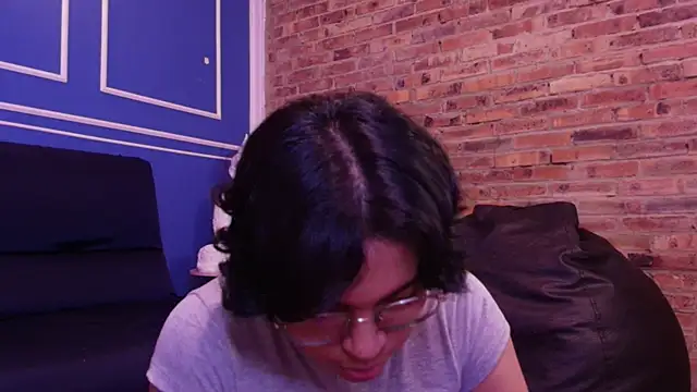 Snapshot of Emmapark_ chatting on 11-22-25, 06:40 Emmapark online show from 11-22-25, 06:40