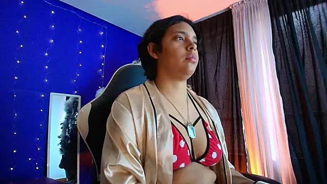 Snapshot of Emmapark_ chatting on 01-11-26, 06:35 Emmapark online show from 01-11-26, 06:35