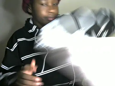 Novah  online show from 03-22-26, 05:49