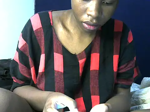 Snapshot of Novah_ chatting on 05-23-26, 02:28 Novah online show from 05-23-26, 02:28