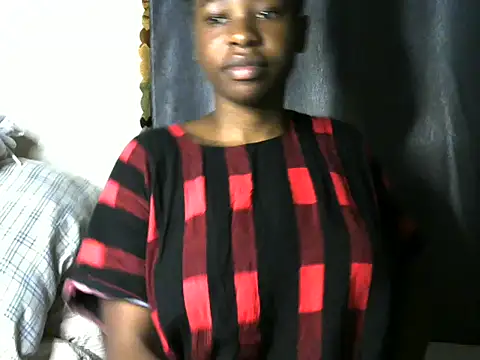 Snapshot of Novah_ chatting on 06-04-26, 02:50 Novah online show from 06-04-26, 02:50