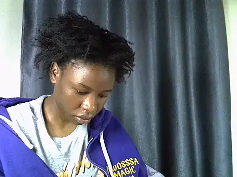 Snapshot of Novah_ chatting on 07-09-26, 02:04 Novah online show from 07-09-26, 02:04