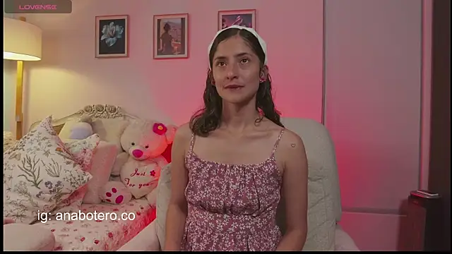 Snapshot of KittyAna chatting on 11-09-25, 01:04 KittyAna online show from 11-09-25, 01:04