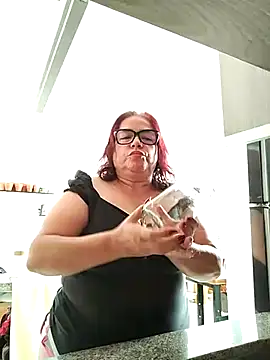 MARIANMILLS   online show from 03-11-25, 01:01