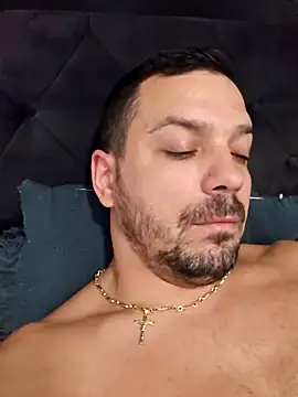 Snapshot of Mitzatb4u chatting on 11-14-25, 03:00 Mitzatb4u online show from 11-14-25, 03:00