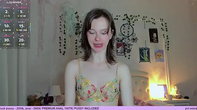 Neko kitsune1 online show from 04-16-26, 09:39