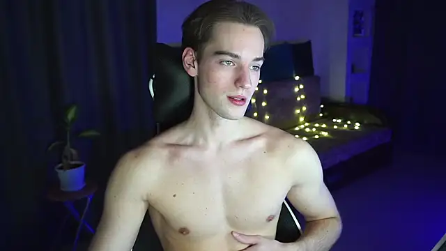 Litmate online show from 12-17-25, 02:28