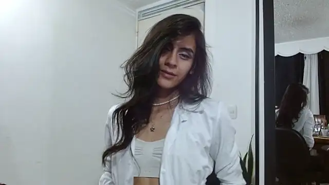 Snapshot of _princess_queen chatting on 03-07-26, 07:16 princess queen online show from 03-07-26, 07:16