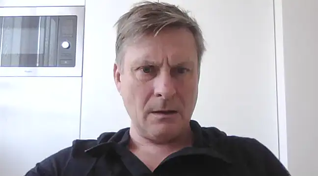 johnnym1 online show from 02-18-25, 01:11