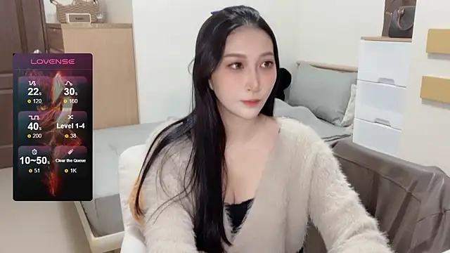 Snapshot of yu5888 chatting on 01-17-25, 10:00 yu5888 online show from 01-17-25, 10:00