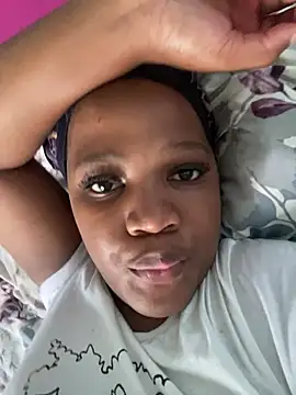 Snapshot of LootL chatting on 03-03-25, 10:49 LootL online show from 03-03-25, 10:49