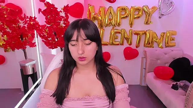 Snapshot of Miss_dolly_ chatting on 02-16-25, 03:15 Miss dolly online show from 02-16-25, 03:15