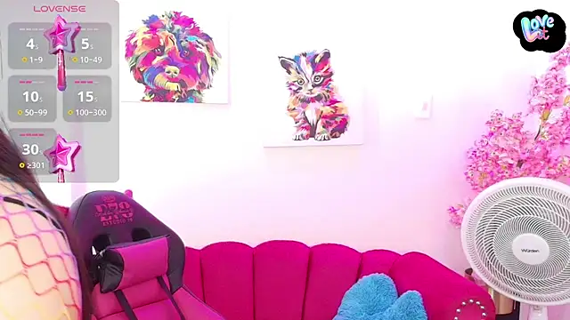 Snapshot of Miss_dolly_ chatting on 11-06-25, 12:28 Miss dolly online show from 11-06-25, 12:28