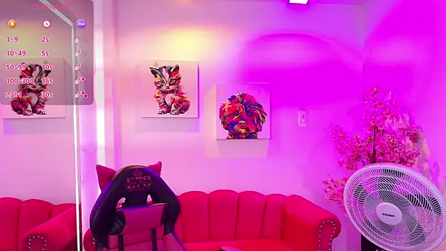 Snapshot of Miss_dolly_ chatting on 03-03-26, 12:22 Miss dolly online show from 03-03-26, 12:22