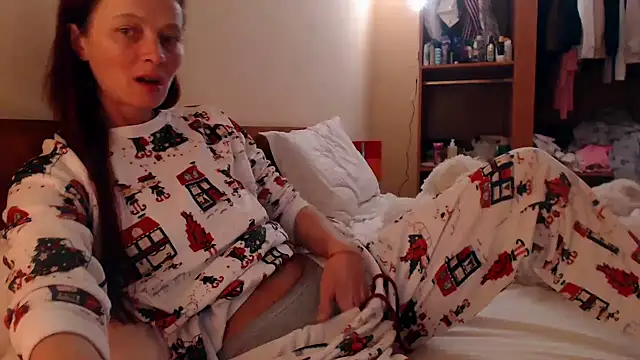 Snapshot of LovelyAndraGirl chatting on 03-11-25, 07:36 LovelyAndraGirl online show from 03-11-25, 07:36