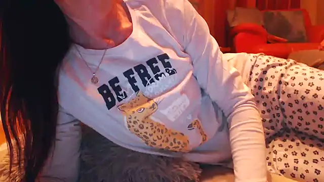 Snapshot of LovelyAndraGirl chatting on 03-16-26, 05:06 LovelyAndraGirl online show from 03-16-26, 05:06