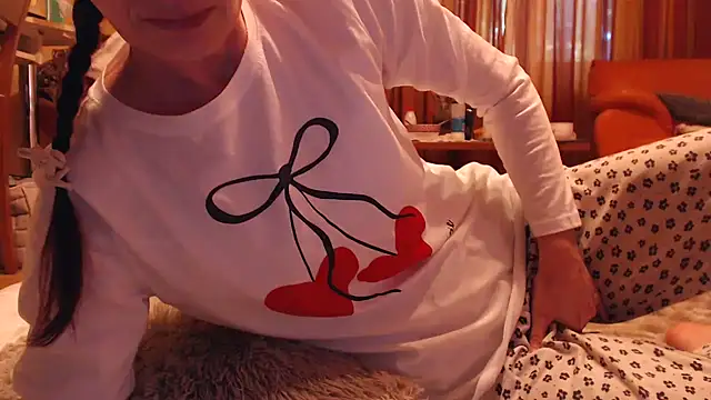LovelyAndraGirl online show from 06-13-26, 01:42