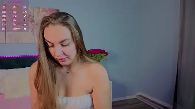 Snapshot of Kelly_Hardy chatting on 01-18-26, 01:09 Kelly Hardy online show from 01-18-26, 01:09