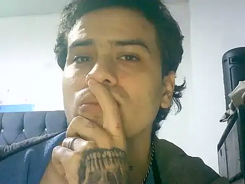 chamitopolla21 online show from 06-20-26, 02:03