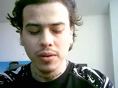chamitopolla21 online show from 07-05-26, 07:54