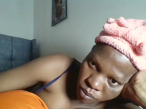 t-NaughtyLicia online show from 07-07-26, 02:21