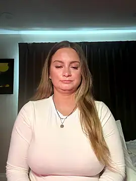 Sophie Raegan online show from 02-03-26, 04:23